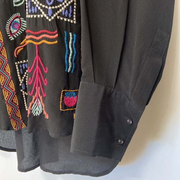 Johnny Was Top Silk Embroidered Oversized Long Sleeve Sz XS - Picture 4 of 8